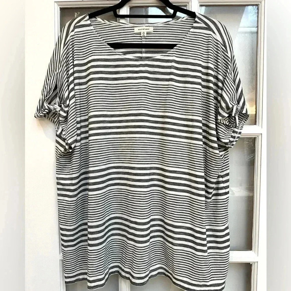 Max Studio Grey & White Stripe Short Sleeve Knot Blouse Top Plus Size 2X - Picture 10 of 10
